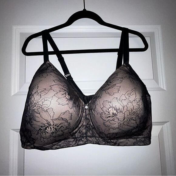 Breezies Lace Wireless Bra - Picture 1 of 5
